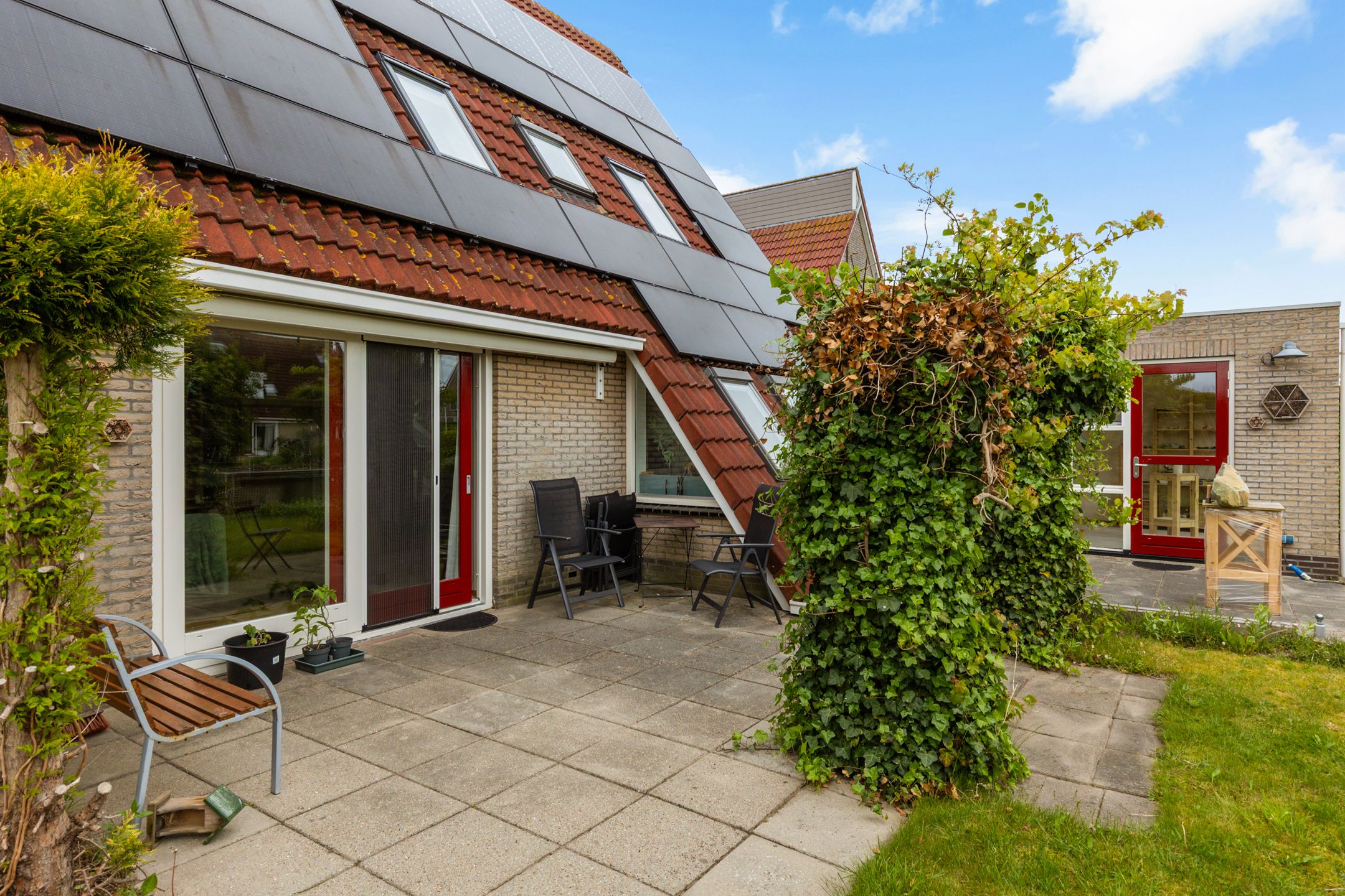 Photo 39 of Swanneblom 8