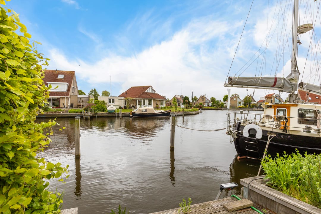 Photo 41 of Swanneblom 8