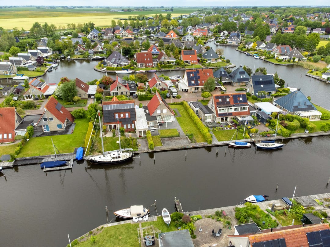 Photo 52 of Swanneblom 8