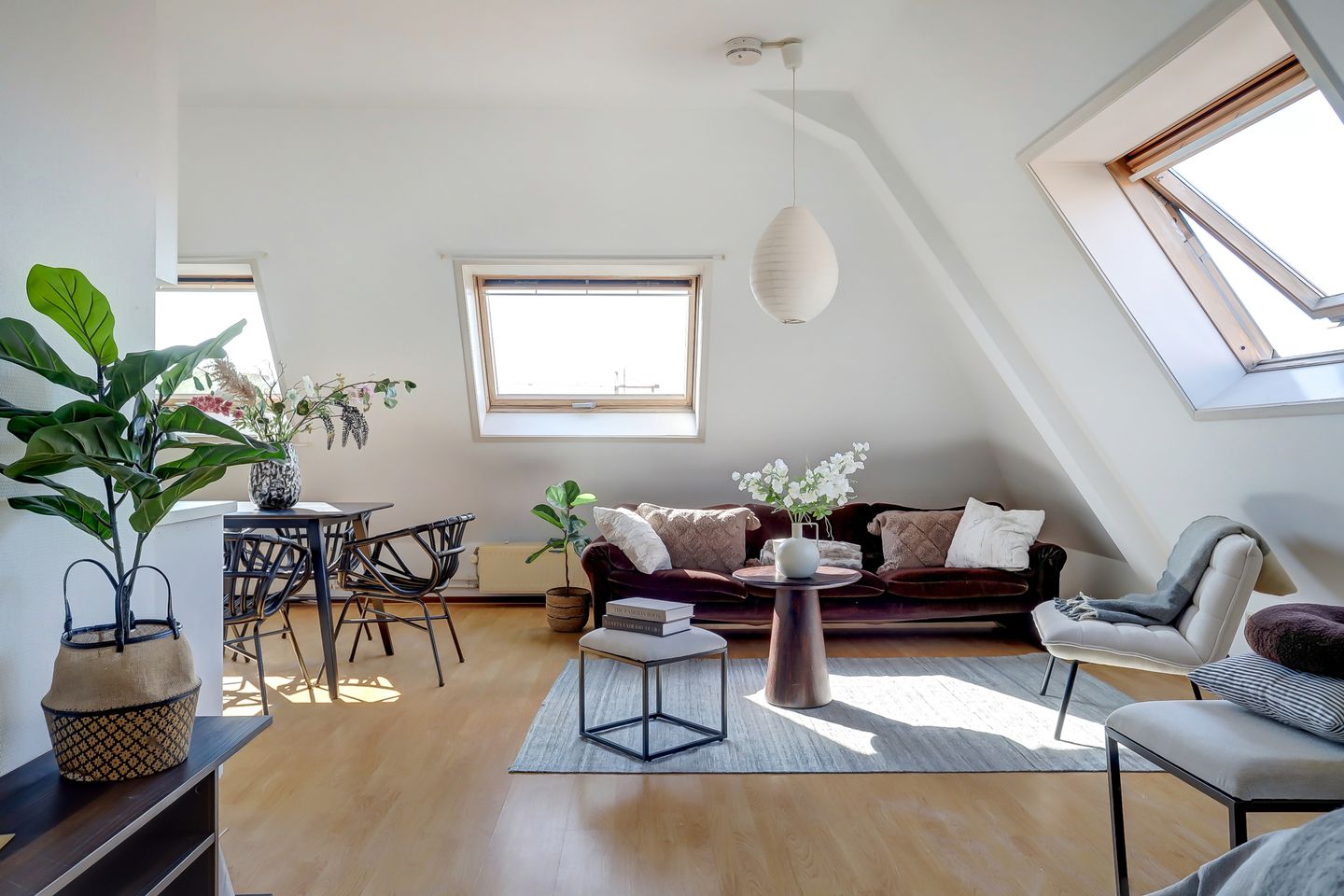 Foto 10 van Buitenwatersloot 121-G