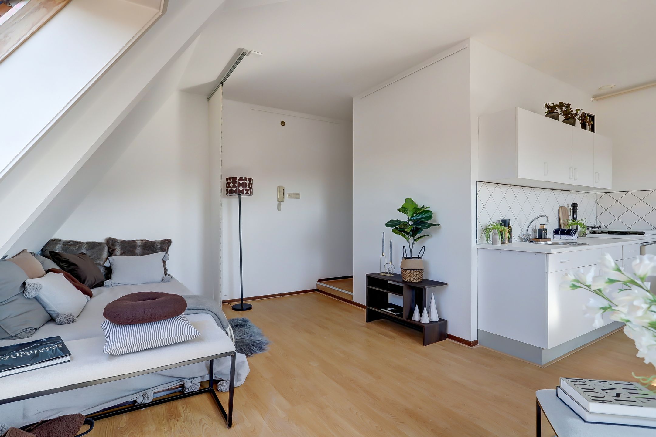 Foto 12 van Buitenwatersloot 121-G