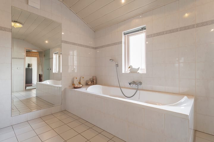 Foto 25 van Zennewijnenseweg 26