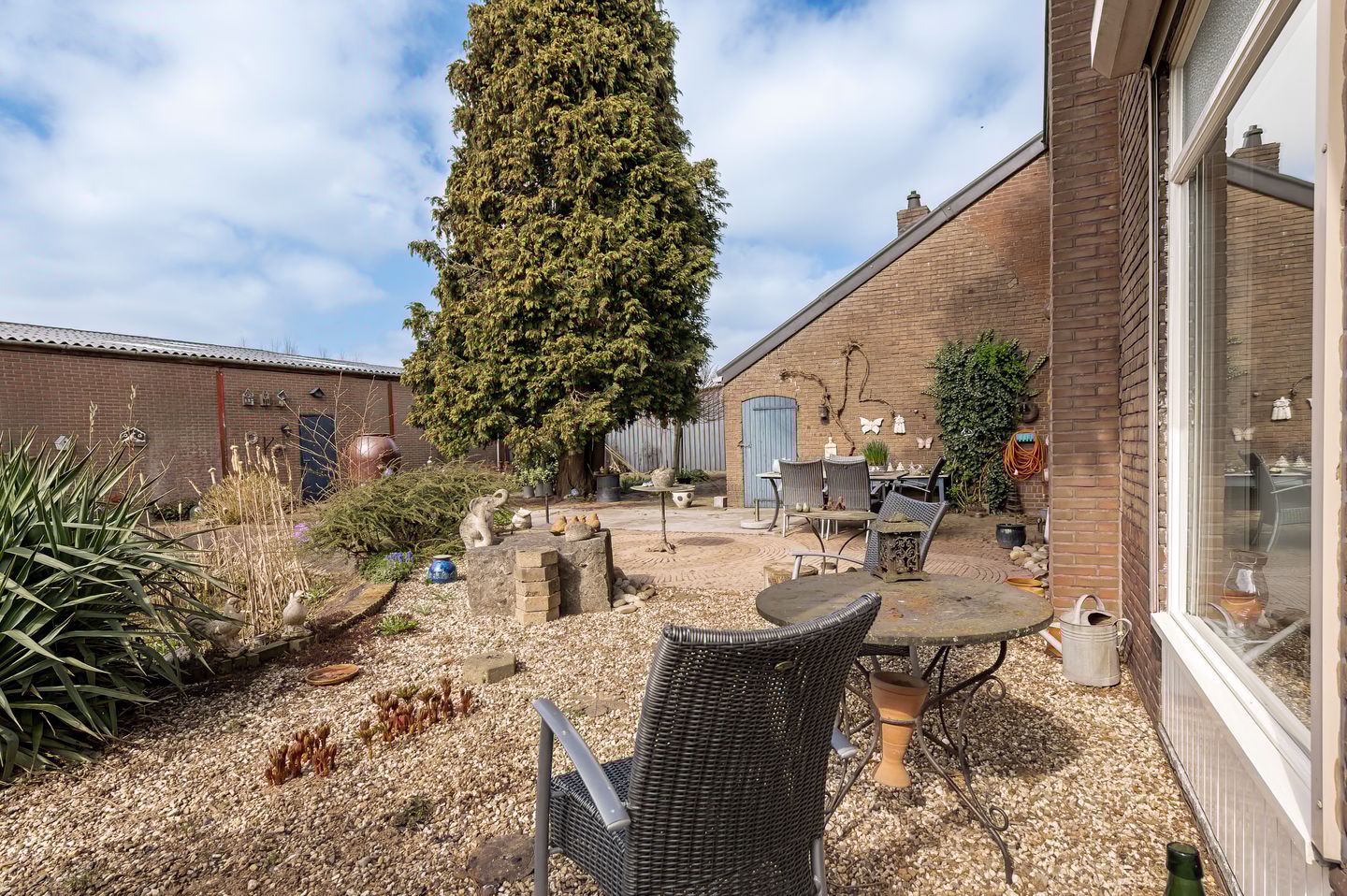 Foto 34 van Zennewijnenseweg 26