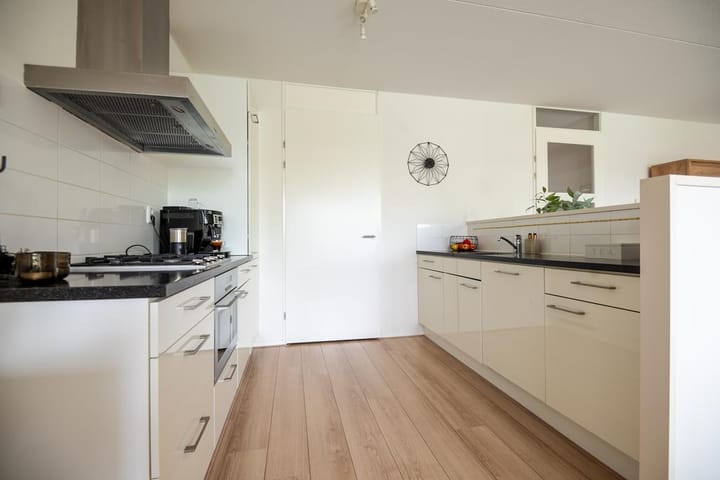 Foto 4 van Koningin Emmastraat 114