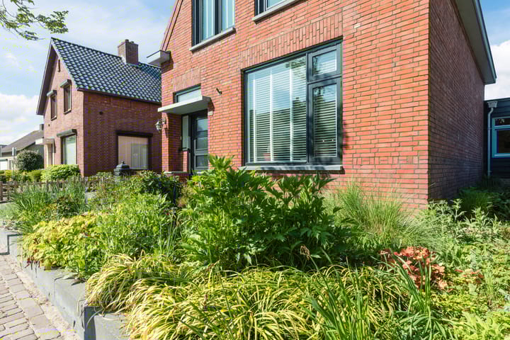 Foto 41 van Bredaseweg 44