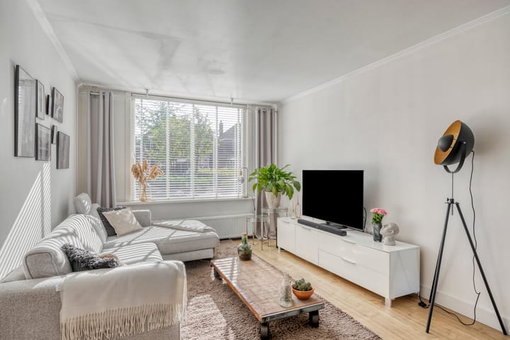 Photo 7 of Van Heutzplein 4