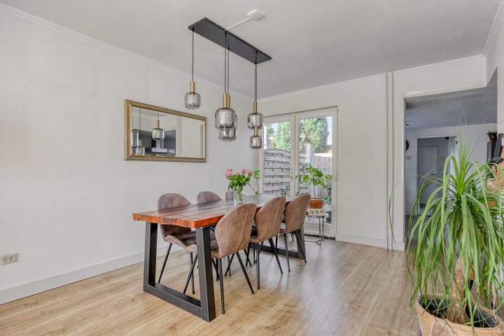 Photo 11 of Van Heutzplein 4