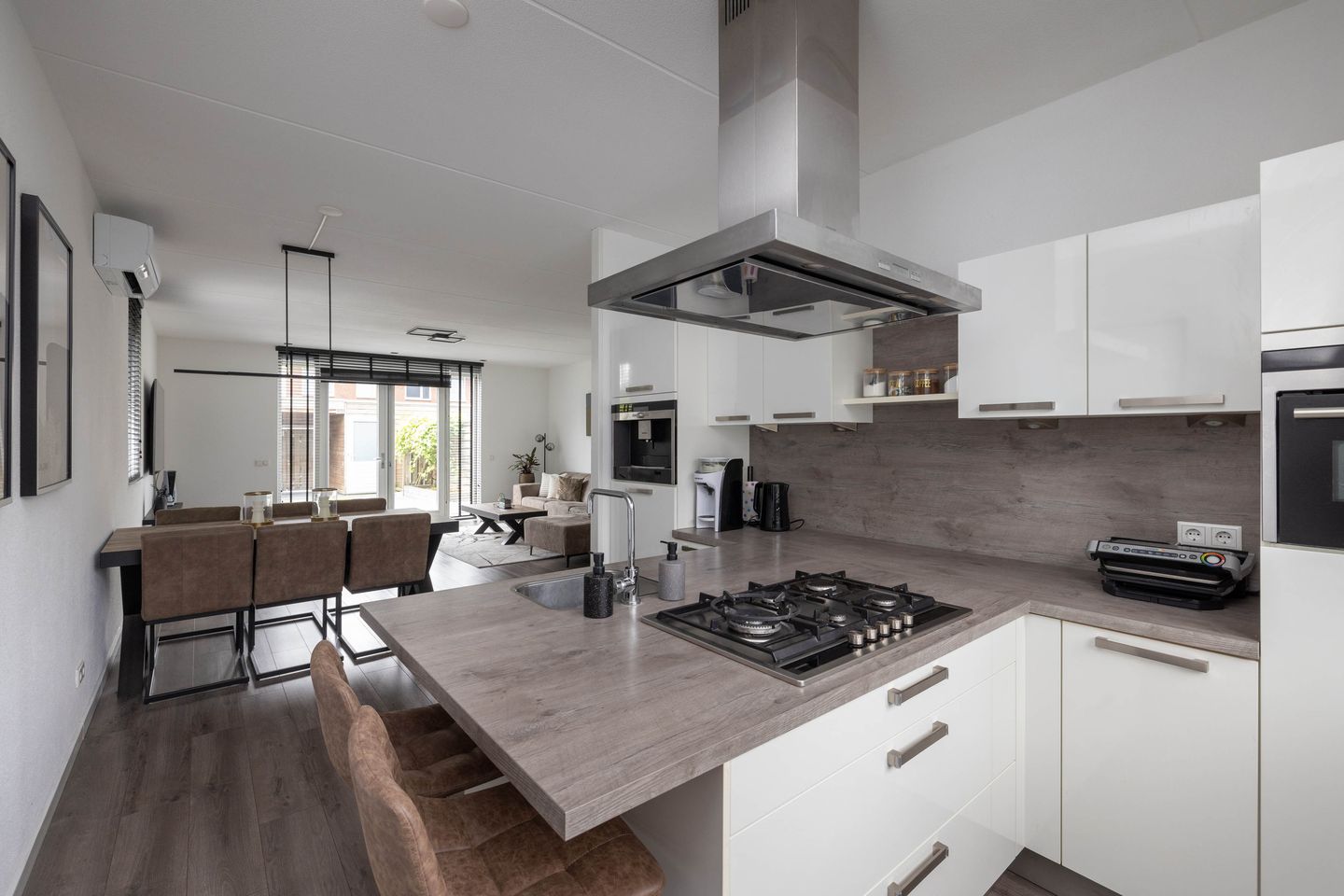 Foto 10 van George Breitnerstraat 16