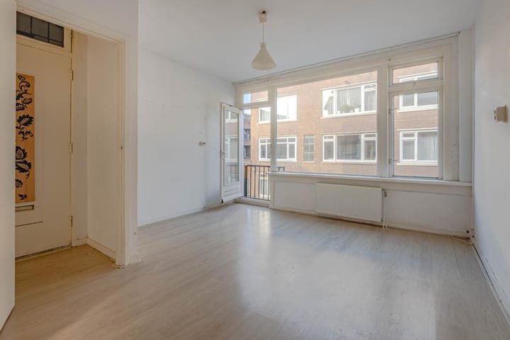 Photo 2 of Jaersveltstraat 24-B