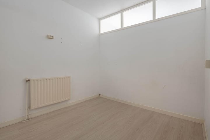 Photo 12 of Jaersveltstraat 24-B