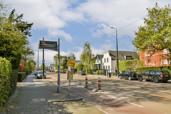 Foto 44 van Bergse Plaslaan 8