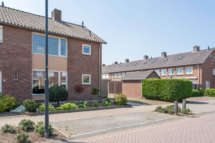 Foto 42 van Bruhezestraat 9