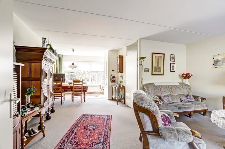 Foto 7 van Schouwenbank 112