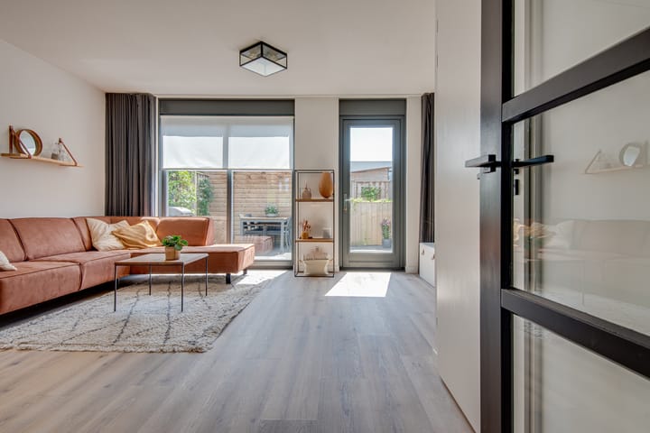 Foto 6 van Louis Couperuslaan 29