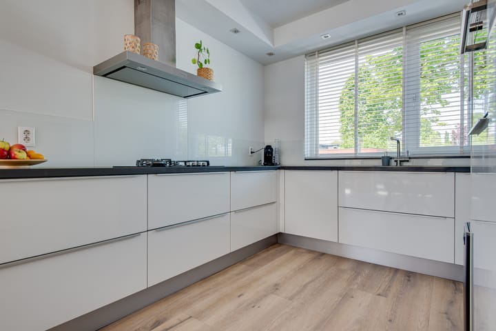 Foto 10 van Louis Couperuslaan 29