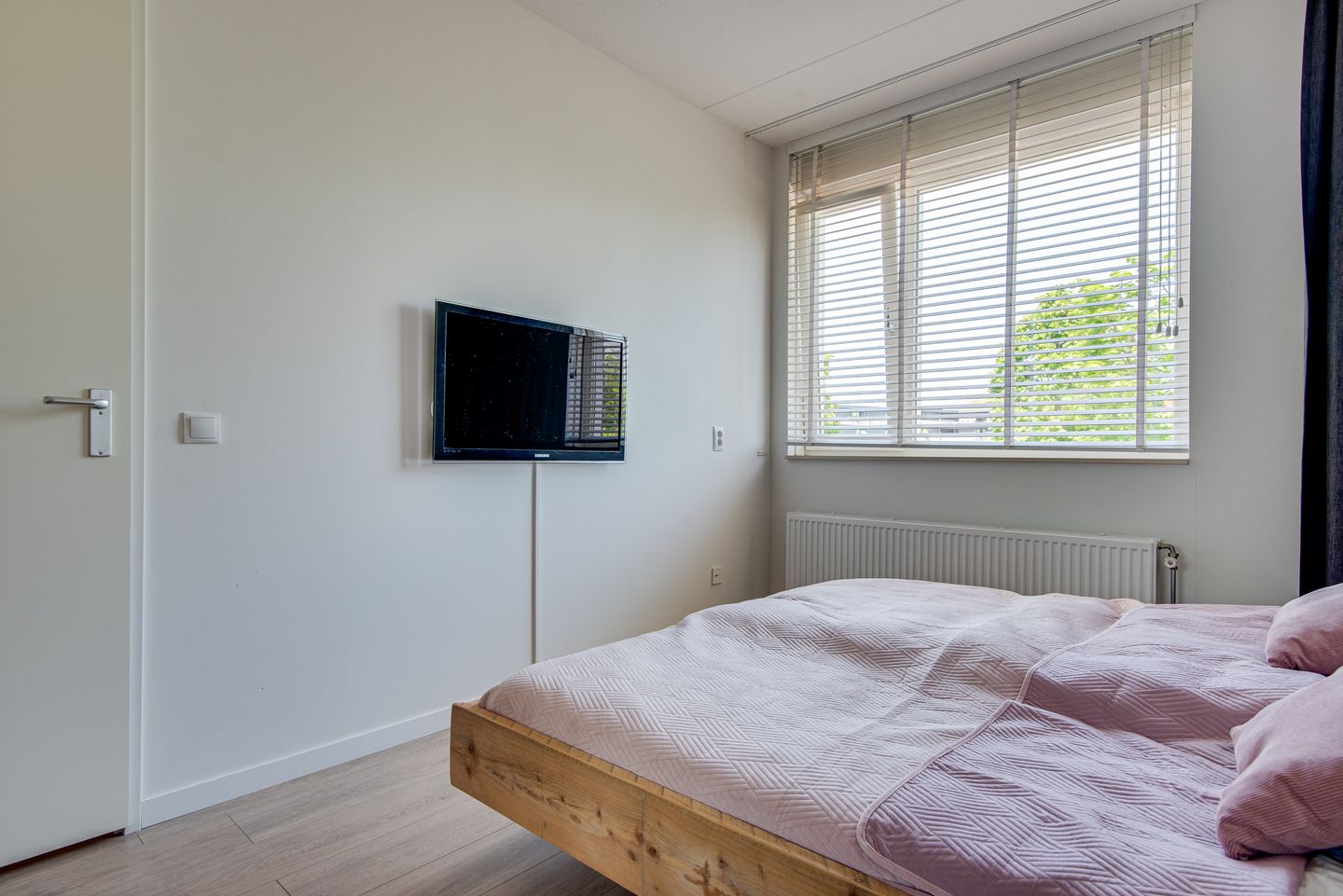 Foto 14 van Louis Couperuslaan 29