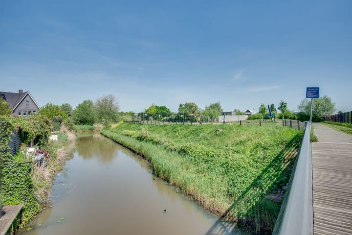 Foto 28 van Louis Couperuslaan 29