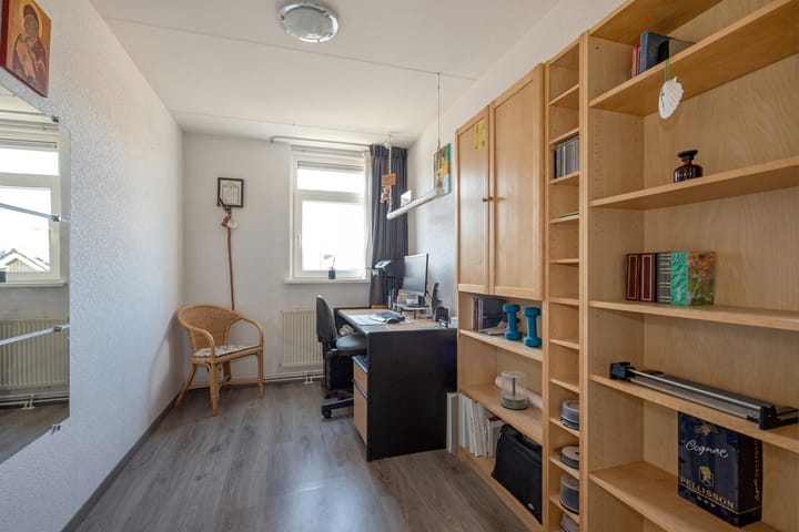 Foto 28 van Tintlaan 113