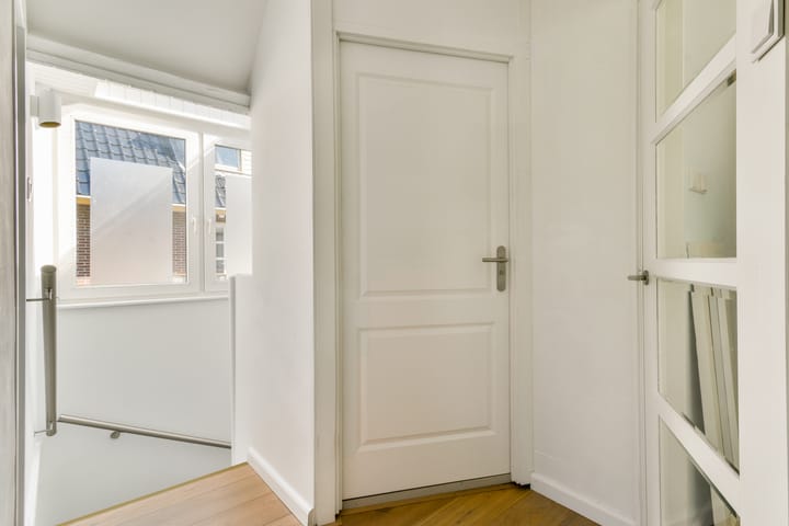 Foto 23 van Kostverlorenstraat 57