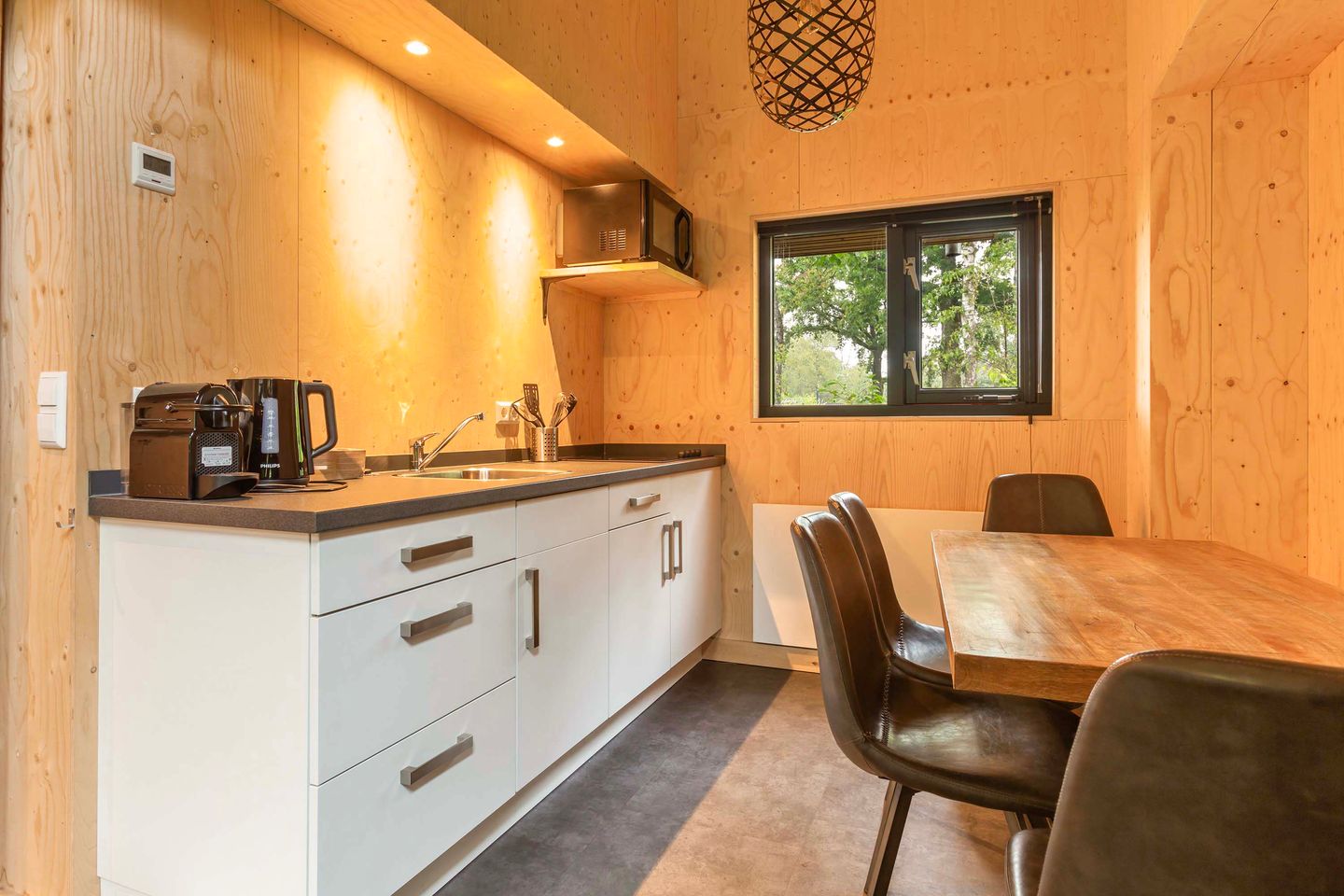 Photo 5 of Koningsweg 14-TH16