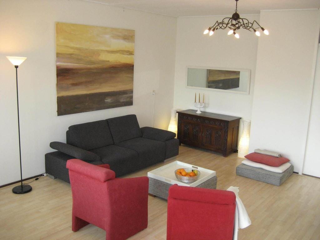 Foto 7 van Burgemeester De Monchyplein 168