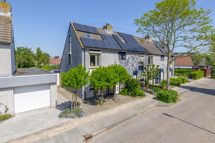 Foto 1 van Acacia 14