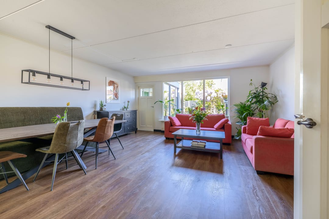 Foto 2 van Acacia 14