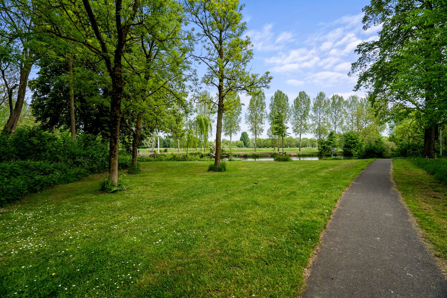 Foto 64 van Burgemeester Norbruislaan 21