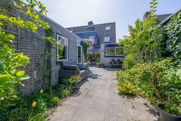 Foto 28 van Acacia 14