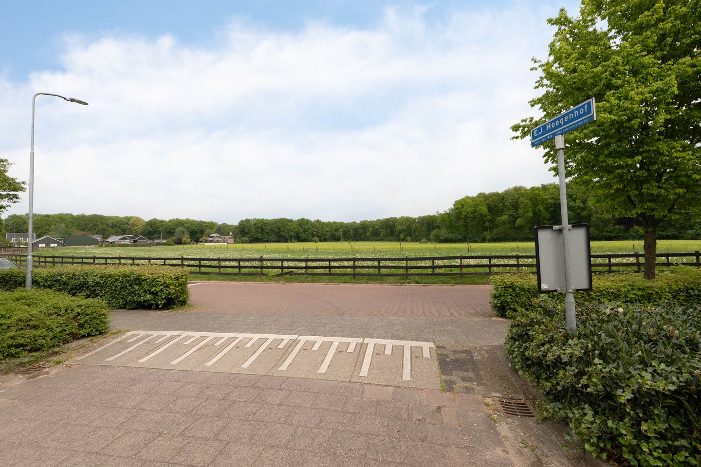 Photo 5 of E.J.Hoegenhof 6