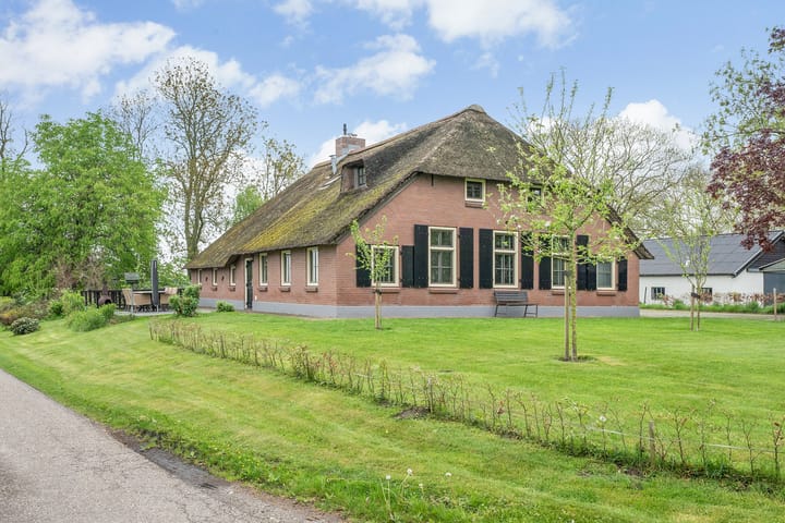 Foto 1 van Hogeweg 15