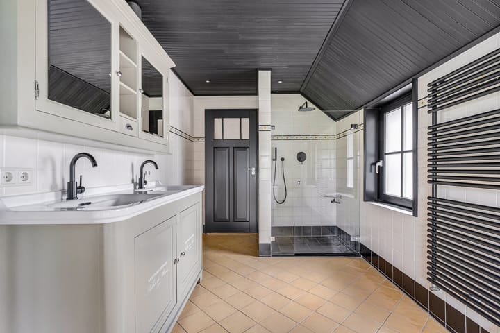 Foto 25 van Hogeweg 15