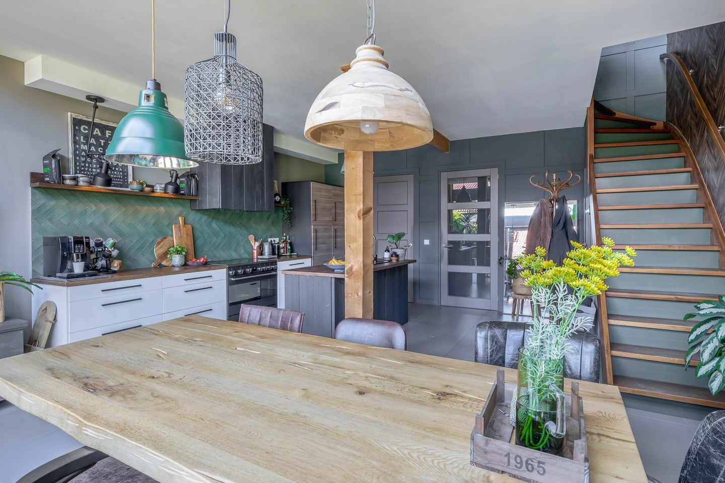 Foto 10 van Voorstraat 12