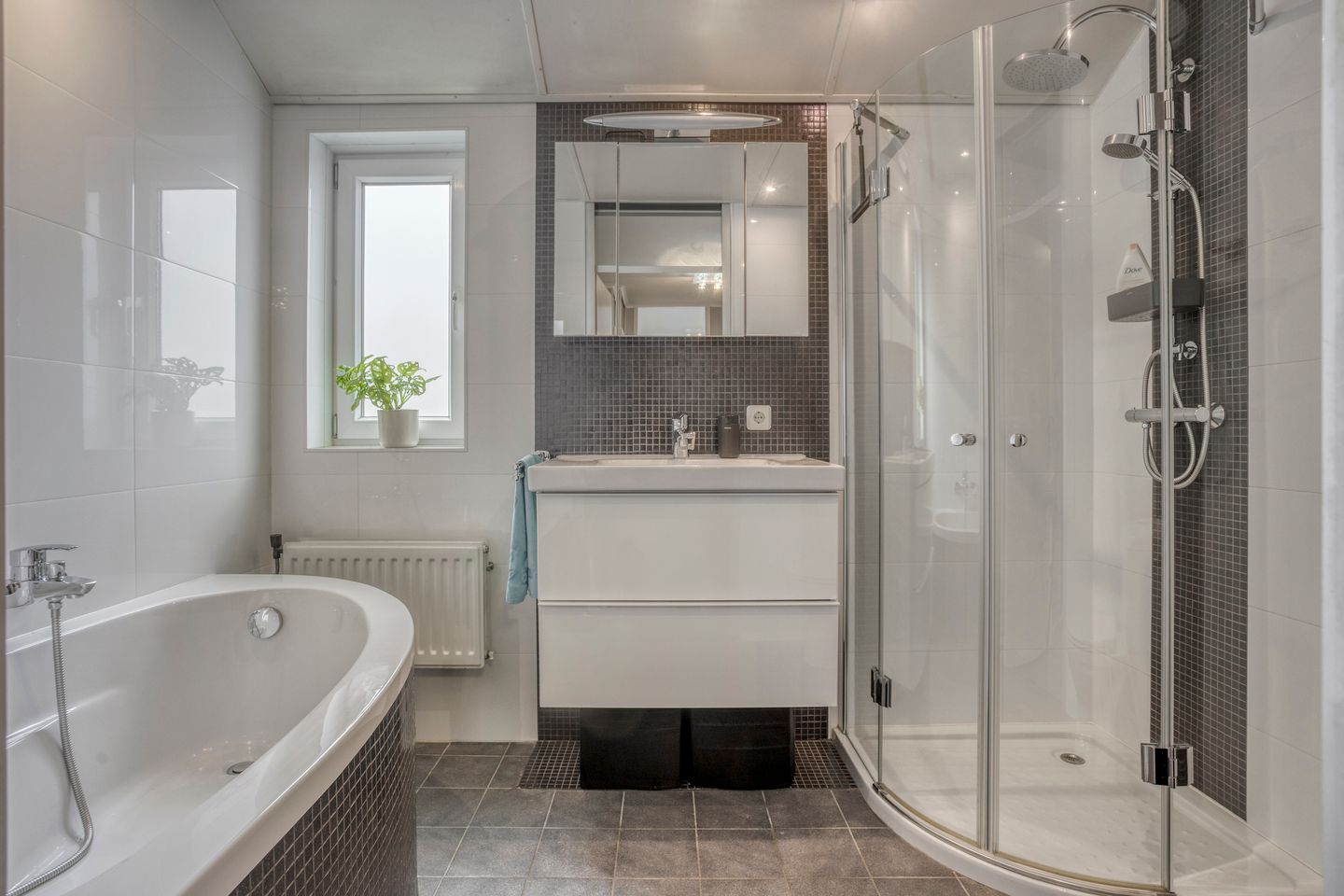 Photo 4 of Generaal Linckerslaan 23