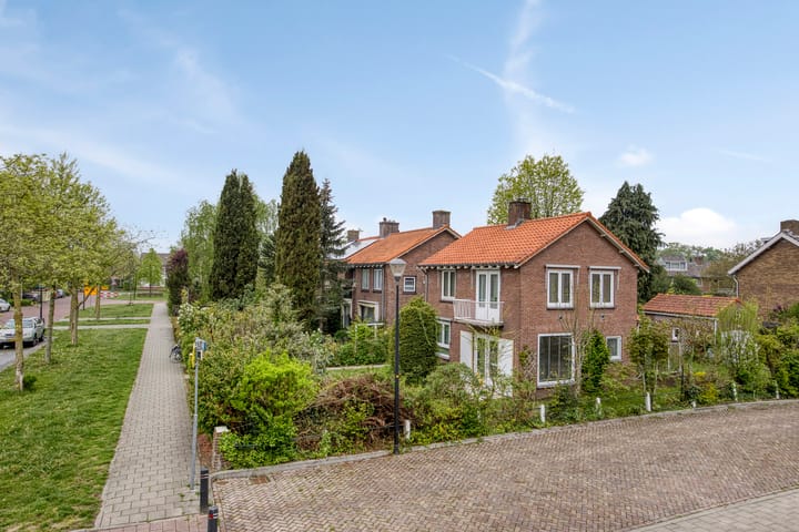 Foto 2 van van der Capellenlaan 21