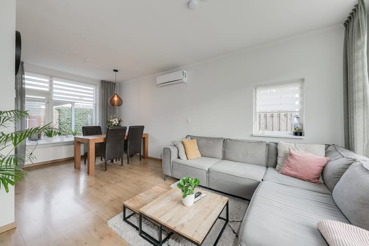 Foto 8 van Huygensstraat 35