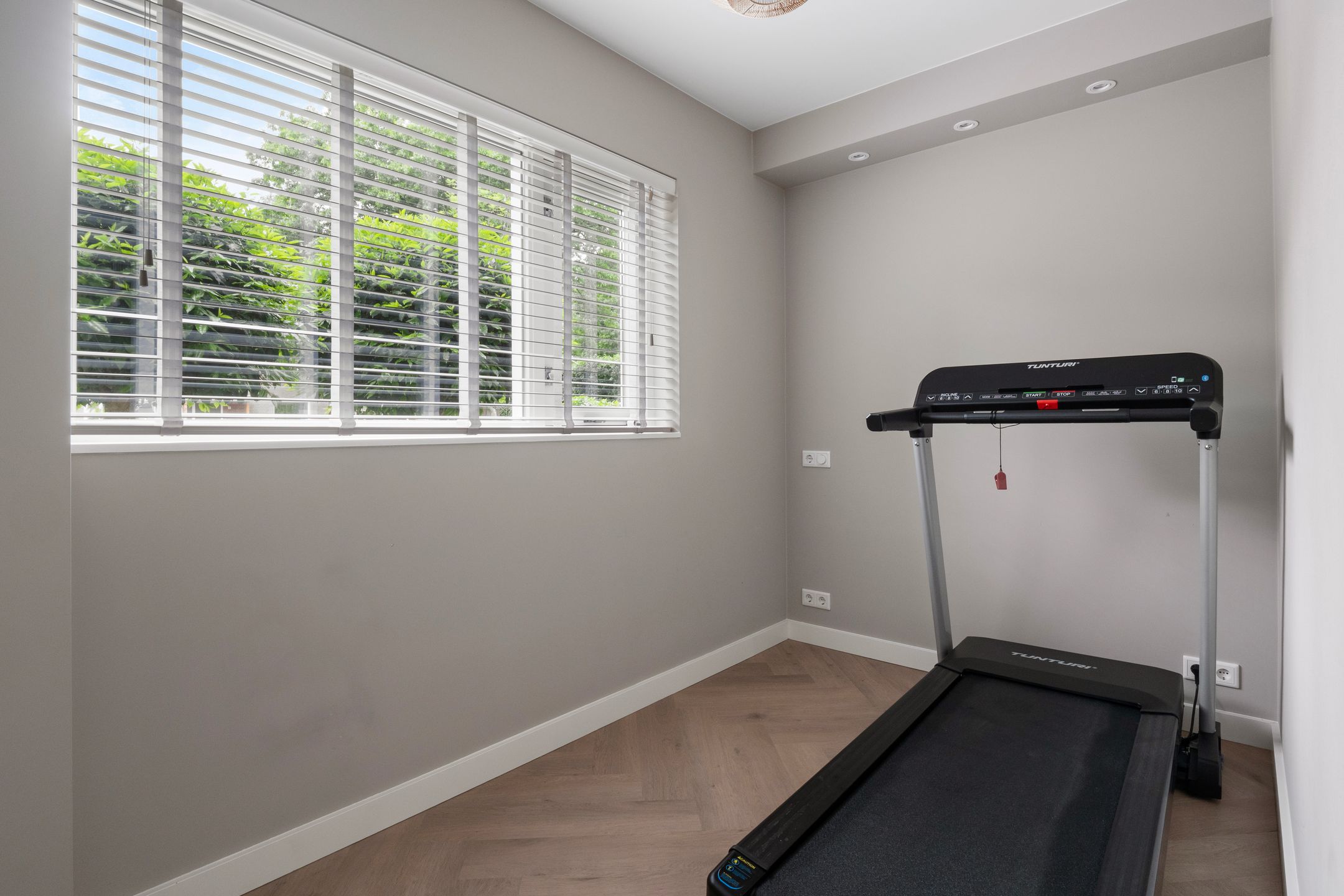 Foto 18 van Notenluststraat 25