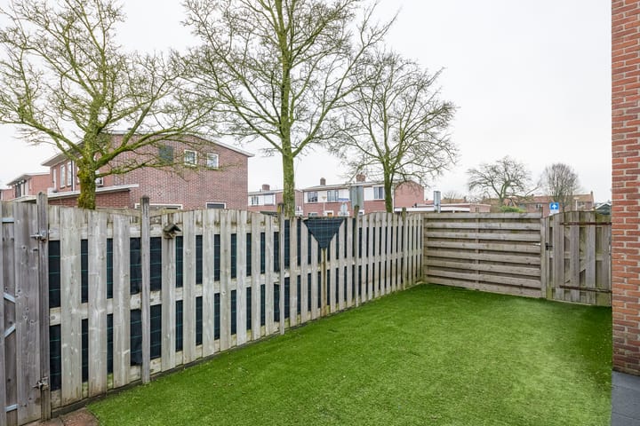 Photo 51 of Huygensstraat 35
