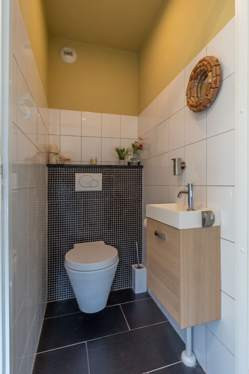 Foto 9 van Demstraat 10-C