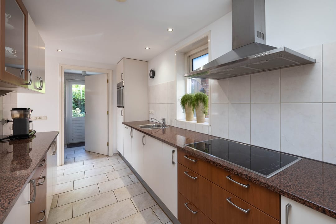 Photo 13 of Dorastraat 40