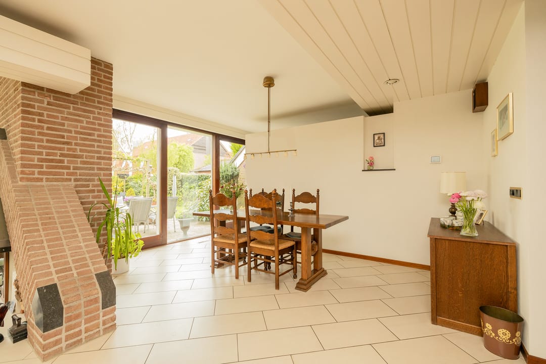 Photo 16 of Kleine Woerdlaan 32