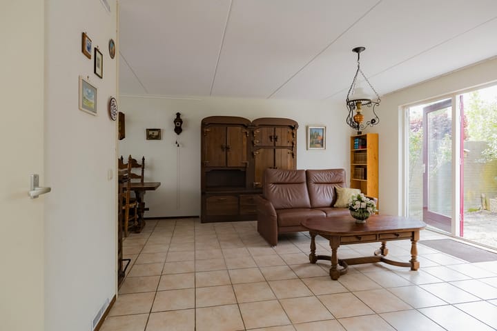 Photo 13 of Johanna Naberstraat 35