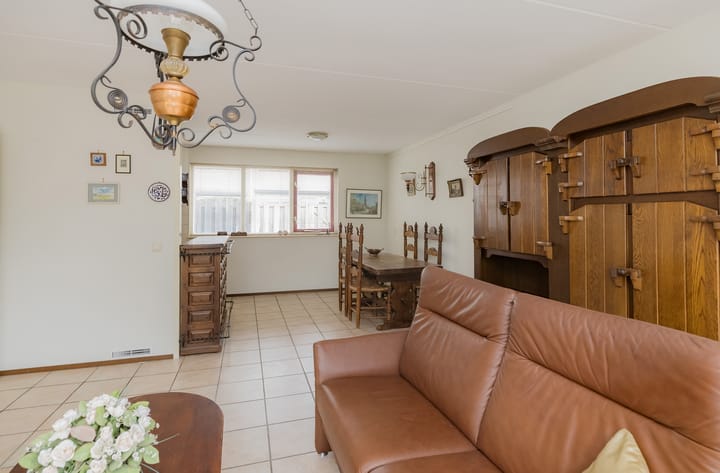 Photo 18 of Johanna Naberstraat 35