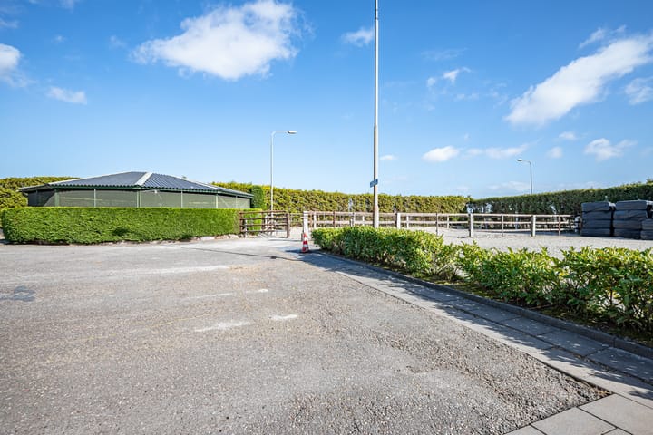 Foto 16 van Zuidermiddenweg 17-1