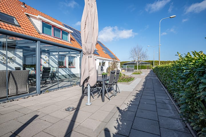 Foto 20 van Zuidermiddenweg 17-1