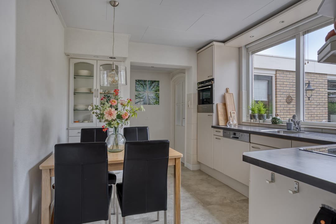 Photo 11 of Gronausestraat 221