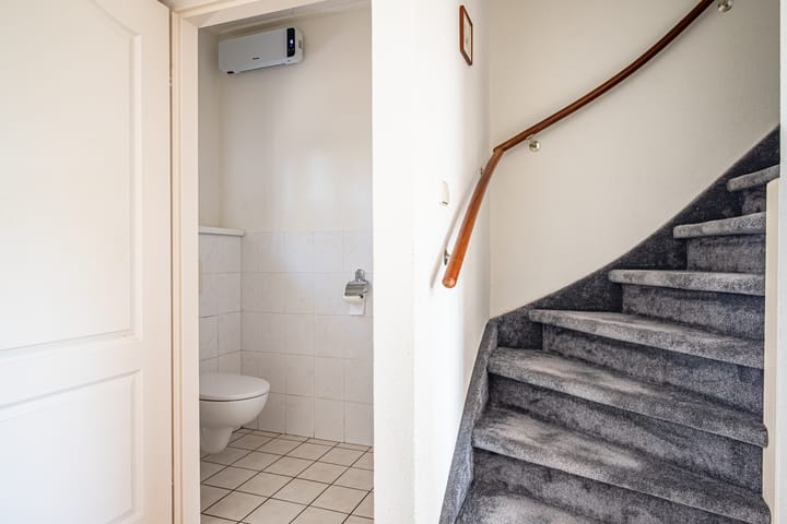 Foto 23 van Zuidermiddenweg 17-1