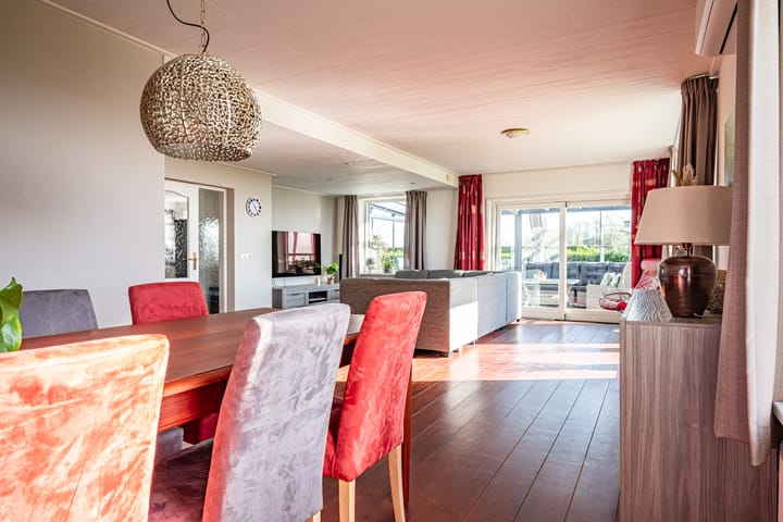 Foto 29 van Zuidermiddenweg 17-1