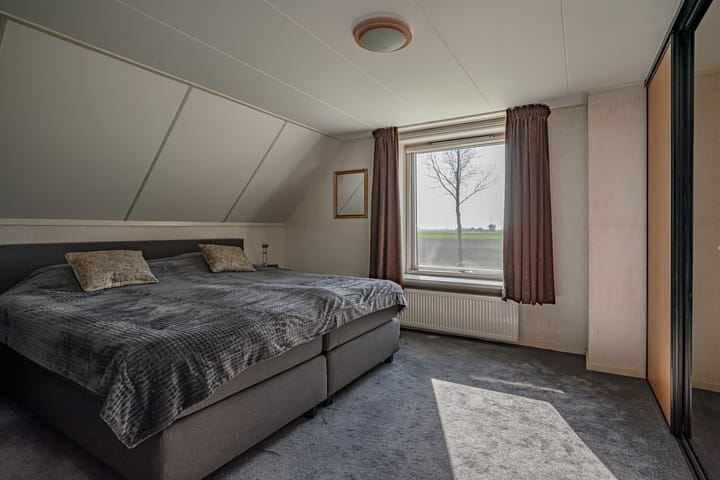 Foto 50 van Zuidermiddenweg 17-1