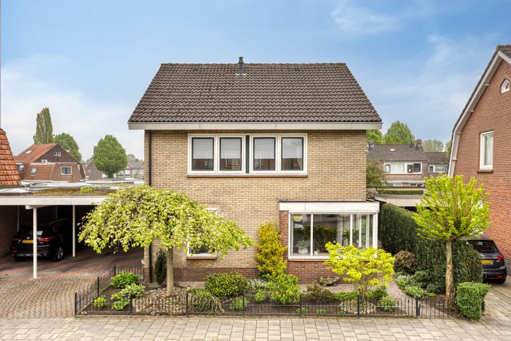 Foto 35 van Gronausestraat 221